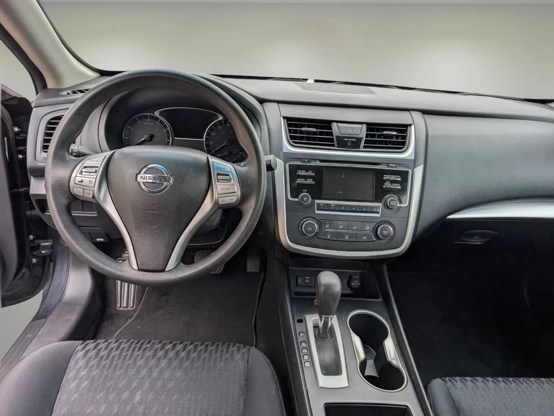 2018 /Charcoal Nissan Altima 2.5 S (1N4AL3AP0JC) with an Other engine, located at 804 22nd Ave, Phenix City, AL, 36870, (334) 297-1860, 32.484749, -85.024475 - **Discover Your Next Adventure with the 2018 Nissan Altima 2.5 S at Gils Auto - Columbus!**<br /> <br /> Are you ready to elevate your daily commute or family outings? The 2018 Nissan Altima 2.5 S is the perfect blend of style, comfort, and functionality, designed for those who seek reliable transpo - Photo#11