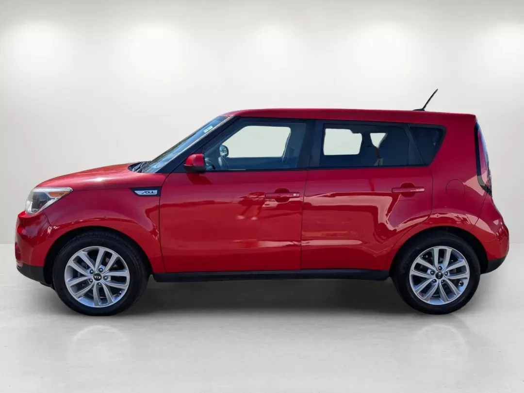 2017 /Black Kia Soul + (KNDJP3A54H7) with an Regular Unleaded I-4 2.0 L/122 engine, 6-Speed Automatic w/OD transmission, located at 521 Old Farm Lane Rd, Prattville, AL, 36066, (334) 325-1505, 32.482460, -86.416367 - 2017 Kia Soul + - Photo#8