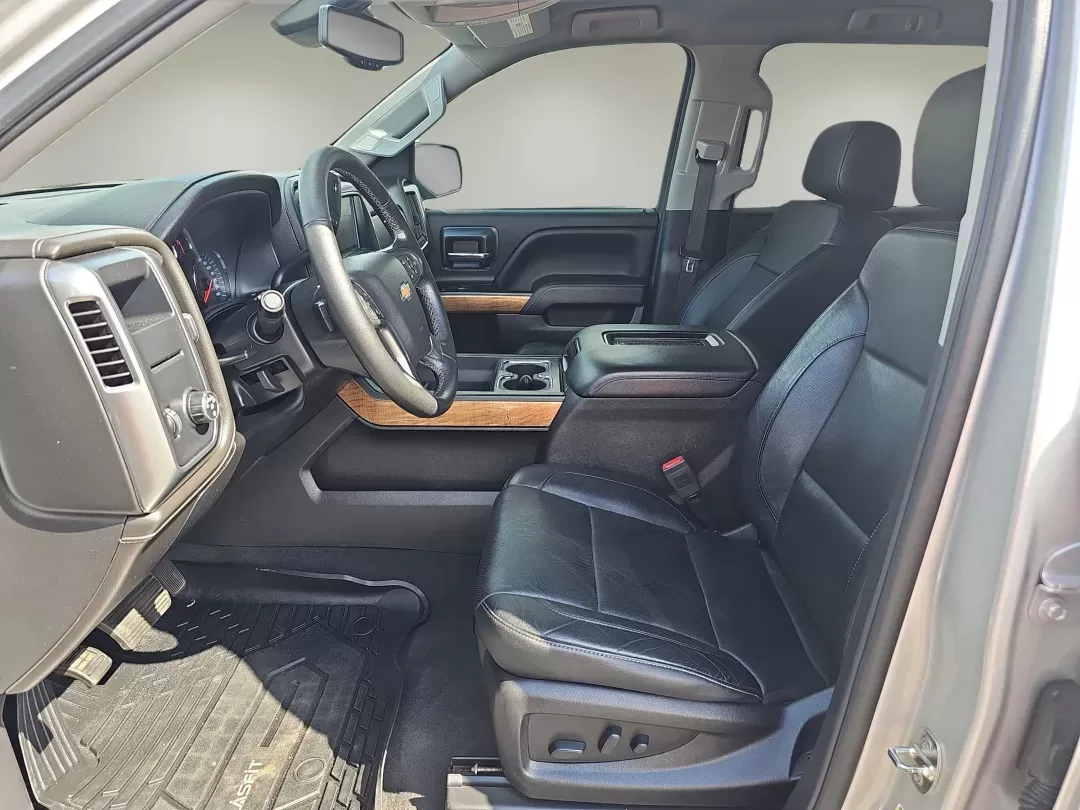 2018 /Jet Black Chevrolet Silverado 1500 LTZ (3GCPCSEC5JG) with an Gas V8 5.3L/325 engine, 6-Speed Automatic transmission, located at 521 Old Farm Lane Rd, Prattville, AL, 36066, (334) 325-1505, 32.482460, -86.416367 - 2018 Chevrolet Silverado 1500 LTZ - Photo#10