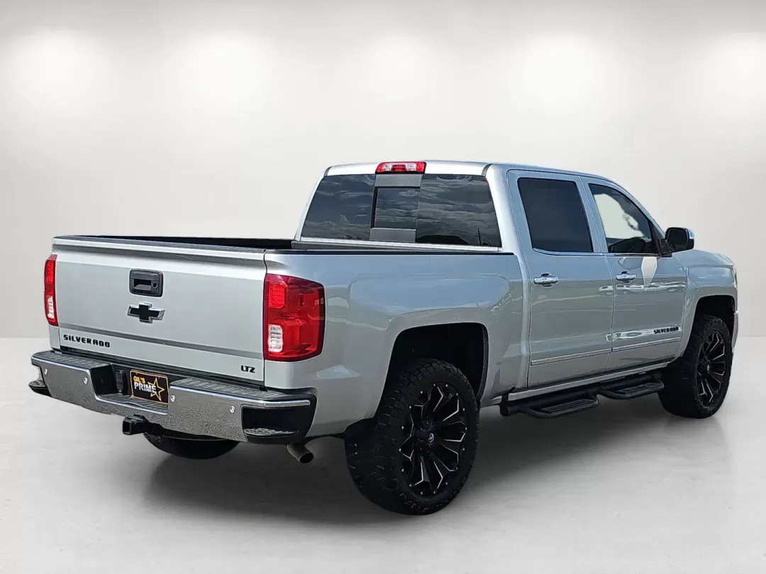2018 /Jet Black Chevrolet Silverado 1500 LTZ (3GCPCSEC5JG) with an Gas V8 5.3L/325 engine, 6-Speed Automatic transmission, located at 804 22nd Ave, Phenix City, AL, 36870, (334) 297-1860, 32.484749, -85.024475 - 2018 Chevrolet Silverado 1500 LTZ - Photo#4