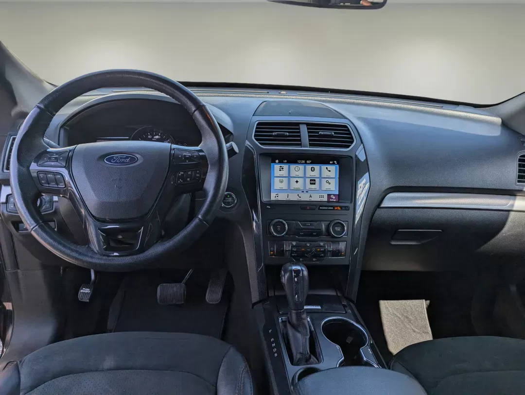 2019 Ford Explorer XLT (1FM5K7D84KG) with an Regular Unleaded V-6 3.5 L/213 engine, 6-Speed Automatic w/OD transmission, located at 804 22nd Ave, Phenix City, AL, 36870, (334) 297-1860, 32.484749, -85.024475 - 2019 Ford Explorer XLT - Photo#13