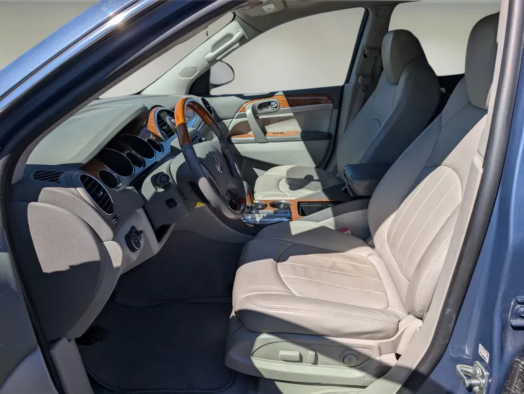 2012 /Titanium Buick Enclave Premium (5GAKRDED1CJ) with an Gas V6 3.6L/217 engine, 6-Speed Automatic transmission, located at 3959 U.S. 80 W, Phenix City, AL, 36870, (334) 297-4885, 32.469296, -85.135185 - 2012 Buick Enclave Premium - Photo#10