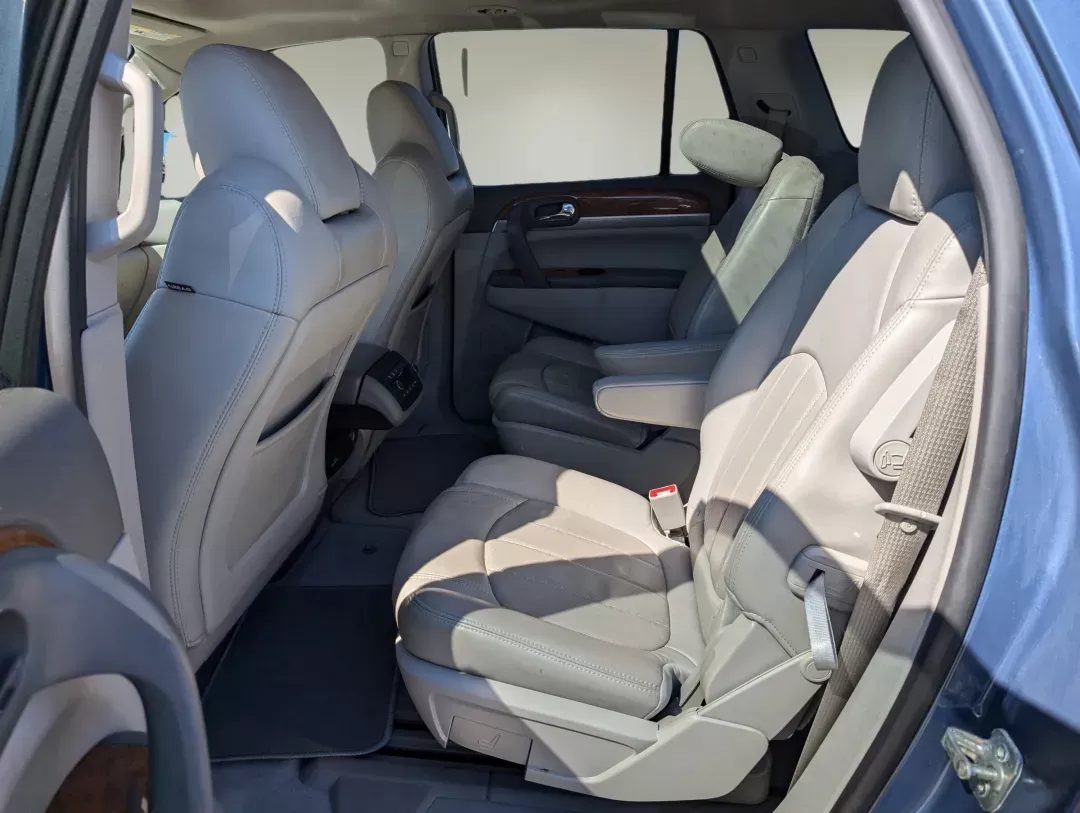 2012 /Titanium Buick Enclave Premium (5GAKRDED1CJ) with an Gas V6 3.6L/217 engine, 6-Speed Automatic transmission, located at 1430 Gateway Drive, Opelika, AL, 36801, (334) 239-0944, 32.637871, -85.409790 - 2012 Buick Enclave Premium - Photo#11