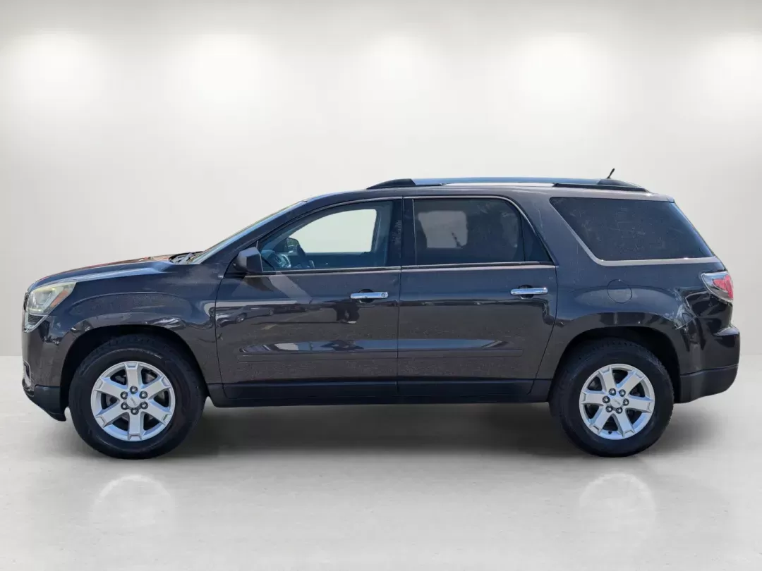 2016 /Ebony GMC Acadia SLE (1GKKRPKD2GJ) with an Gas V6 3.6L/217 engine, 6-Speed Automatic transmission, located at 7000 Northlake Connector, Columbus, GA, 31904, (706) 987-8085, 32.524975, -84.978134 - 2016 GMC Acadia SLE - Photo#8