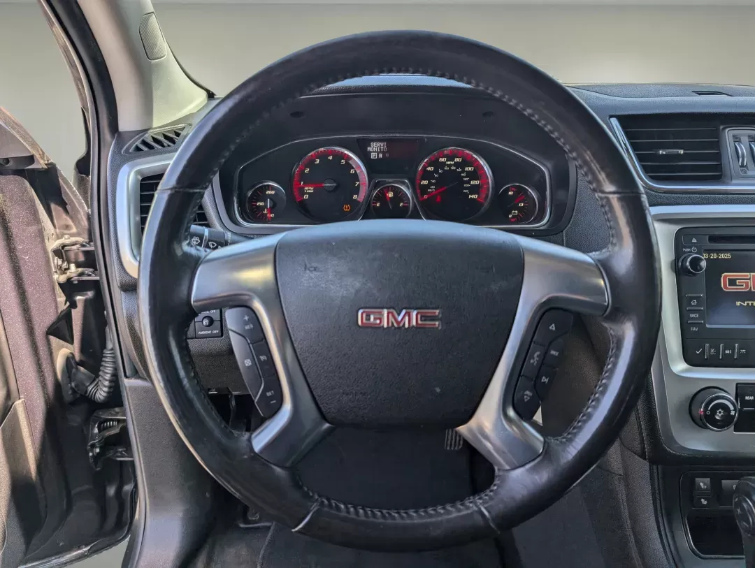 2016 /Ebony GMC Acadia SLE (1GKKRPKD2GJ) with an Gas V6 3.6L/217 engine, 6-Speed Automatic transmission, located at 7000 Northlake Connector, Columbus, GA, 31904, (706) 987-8085, 32.524975, -84.978134 - 2016 GMC Acadia SLE - Photo#16
