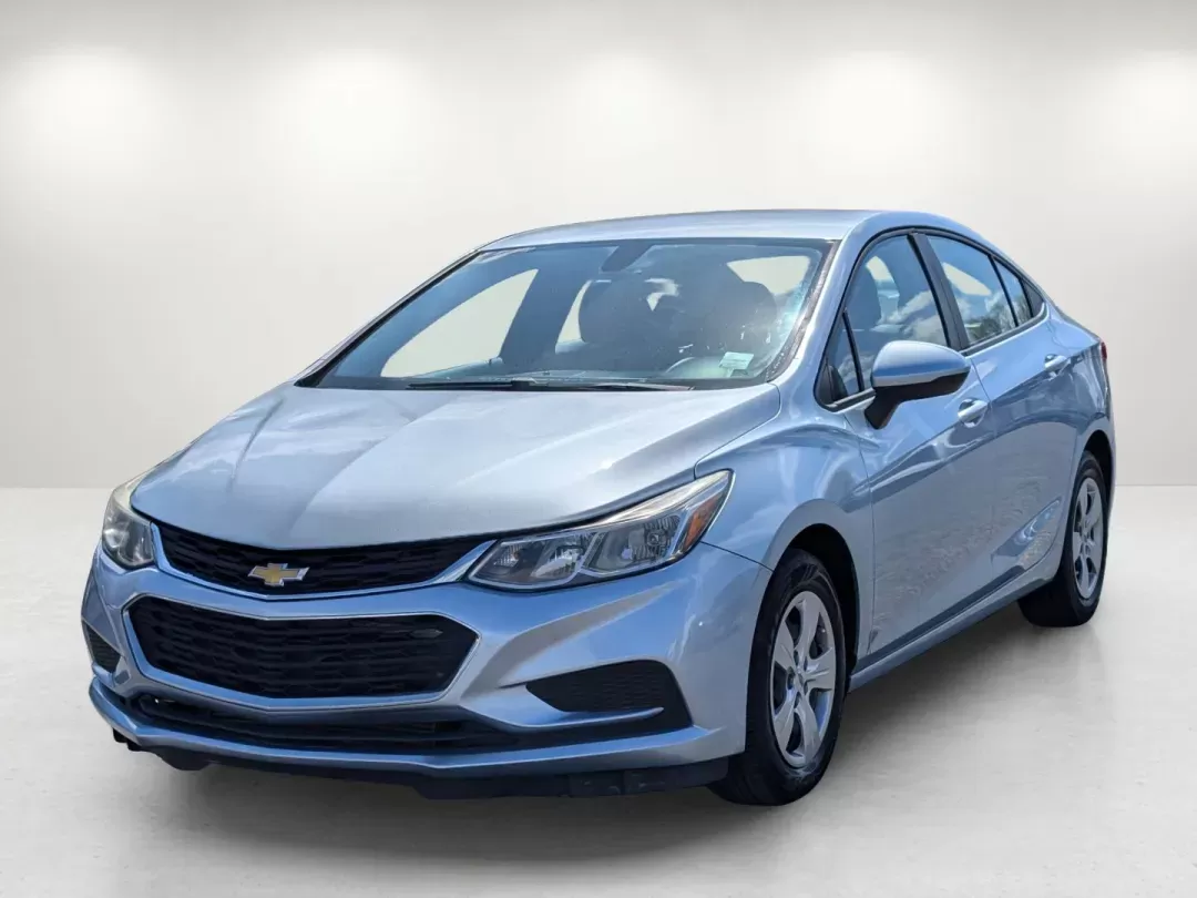 photo of 2017 Chevrolet Cruze LS