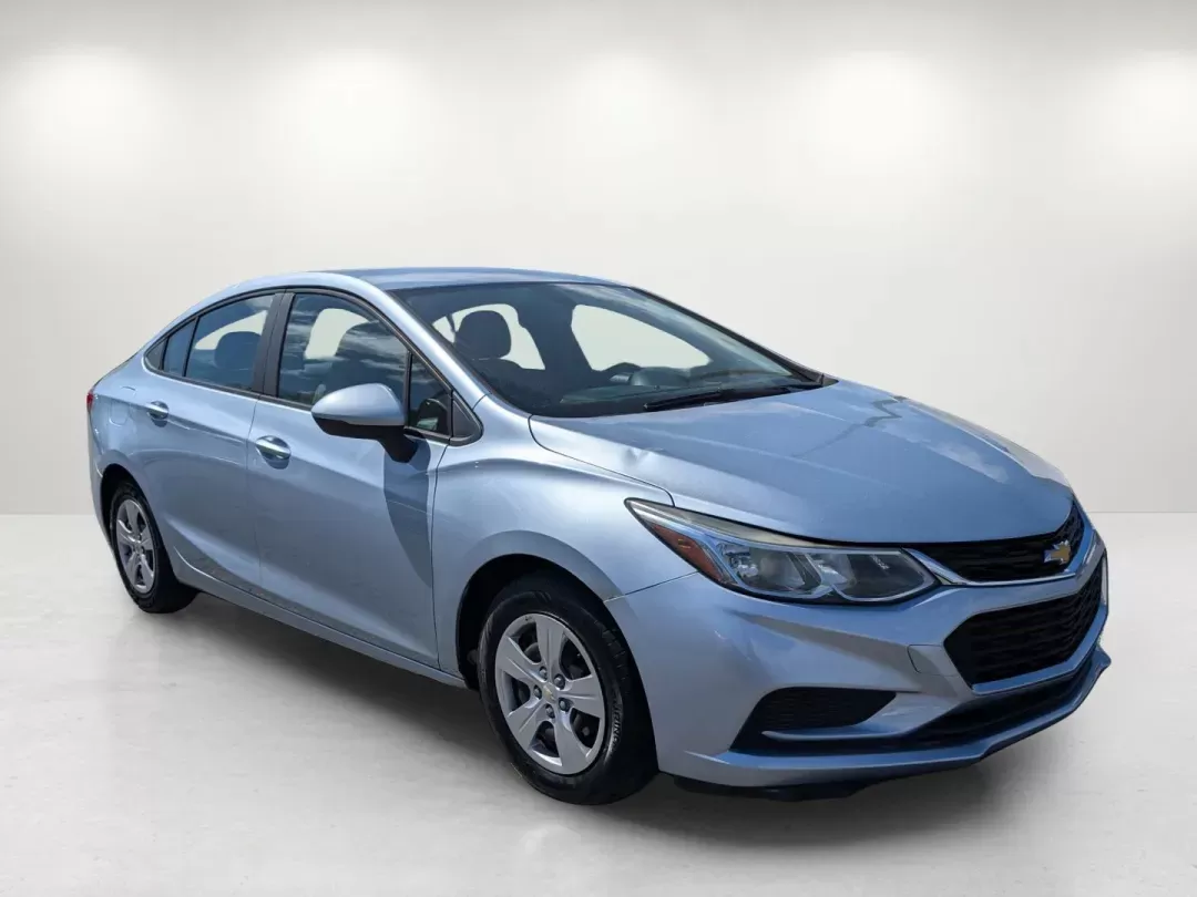 2017 /Jet Black Chevrolet Cruze LS (1G1BC5SMXH7) with an Turbocharged Gas I4 1.4L/ engine, 6-Speed Automatic transmission, located at 5115 14th Ave., Columbus, GA, 31904, (706) 323-0345, 32.511494, -84.971046 - 2017 Chevrolet Cruze LS - Photo#2