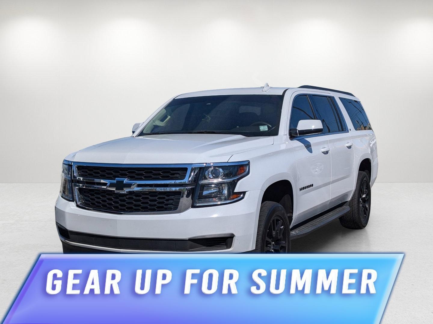 2017 /Cocoa/Dune Chevrolet Suburban LT (1GNSCHKC8HR) with an Gas/Ethanol V8 5.3L/ engine, 6-Speed Automatic transmission, located at 1430 Gateway Drive, Opelika, AL, 36801, (334) 239-0944, 32.637871, -85.409790 - 2017 Chevrolet Suburban LT - Photo#0
