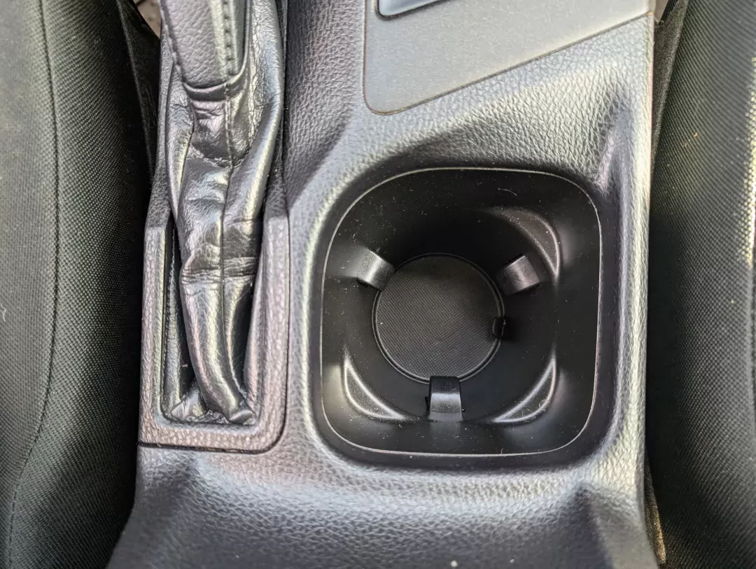 2017 Toyota RAV4 LE (2T3ZFREV6HW) with an Regular Unleaded I-4 2.5 L/152 engine, 6-Speed Automatic w/OD transmission, located at 7000 Northlake Connector, Columbus, GA, 31904, (706) 987-8085, 32.524975, -84.978134 - 2017 Toyota RAV4 LE - Photo#12