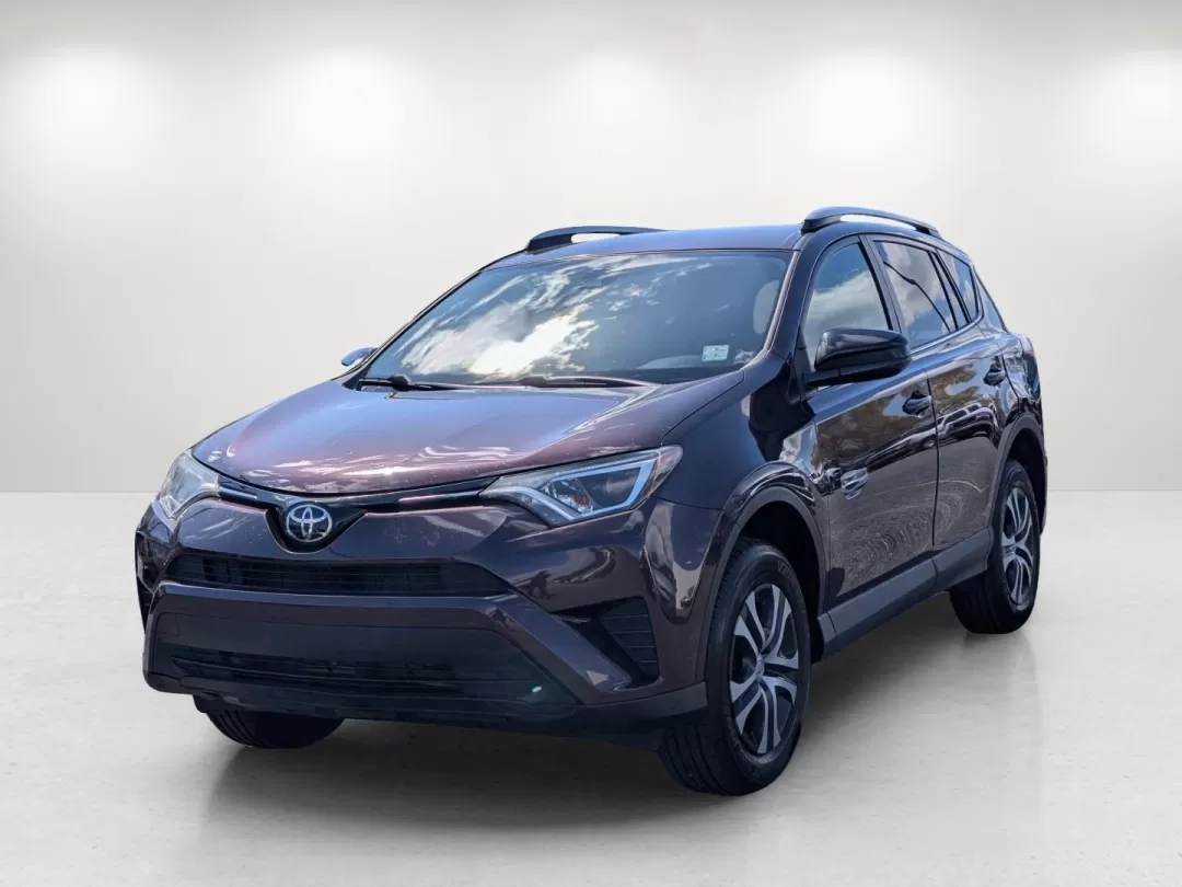 photo of 2017 Toyota RAV4 LE