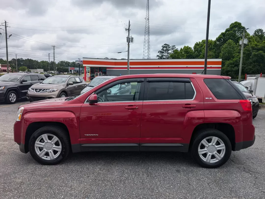 2014 /Light Titanium GMC Terrain SLE (2GKALMEK6E6) with an Gas/Ethanol I4 2.4L/145 engine, 6-Speed Automatic transmission, located at 3959 U.S. 80 W, Phenix City, AL, 36870, (334) 297-4885, 32.469296, -85.135185 - 2014 GMC Terrain SLE - Photo#8