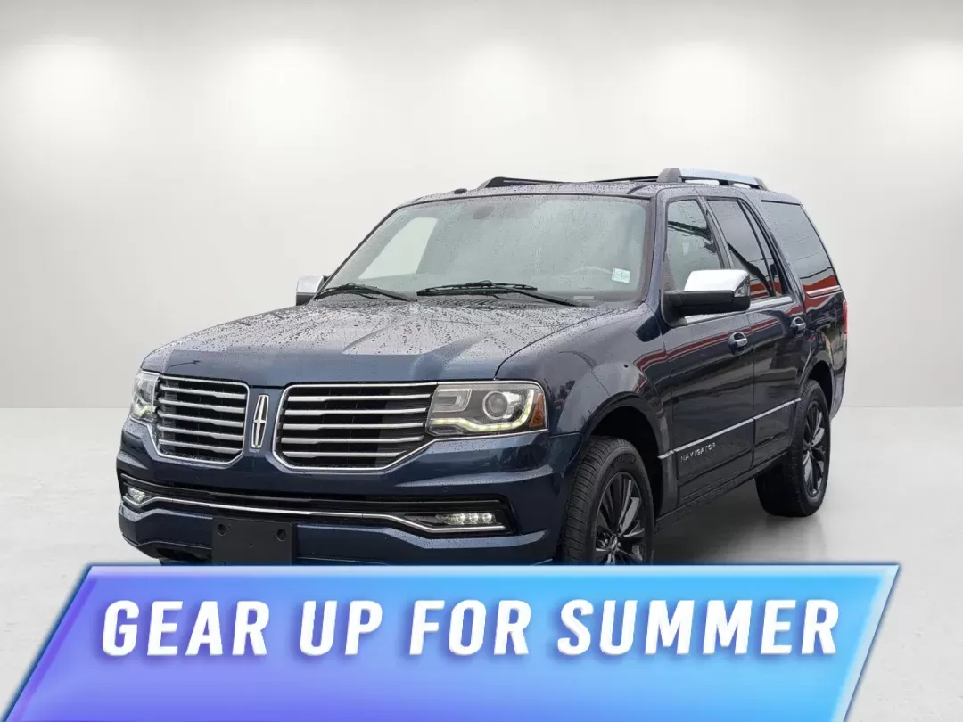 2017 Lincoln Navigator Select (5LMJJ2HT7HE) with an Twin Turbo Premium Unleaded V-6 3.5 L/213 engine, 6-Speed Automatic w/OD transmission, located at 1430 Gateway Drive, Opelika, AL, 36801, (334) 239-0944, 32.637871, -85.409790 - 2017 Lincoln Navigator Select - Photo#0