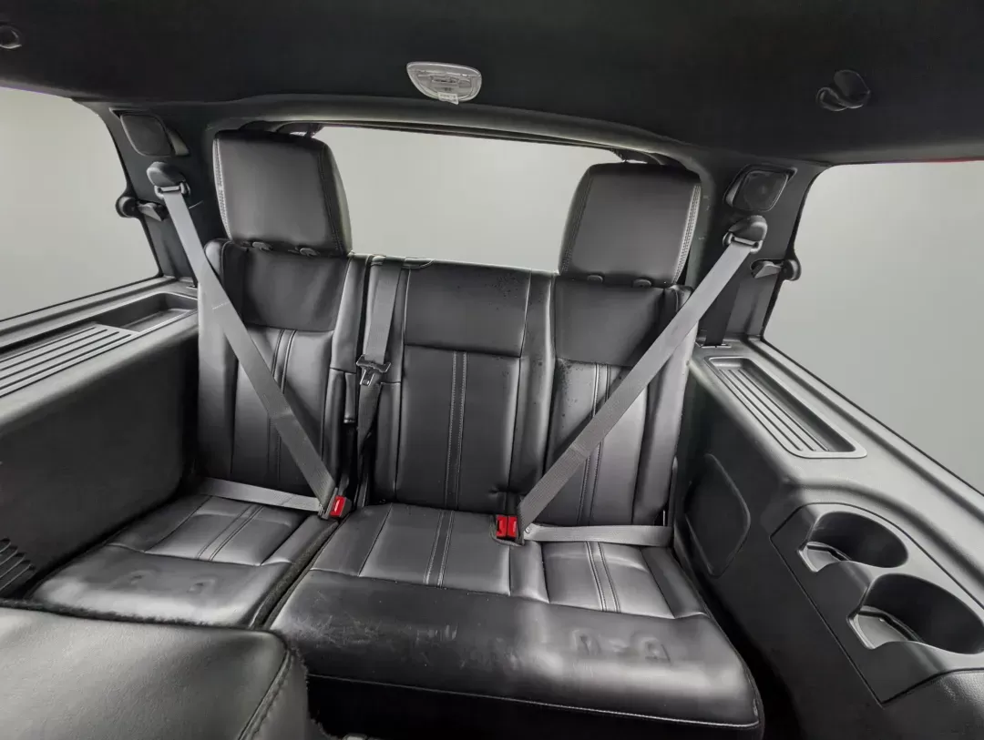 2017 Lincoln Navigator Select (5LMJJ2HT7HE) with an Twin Turbo Premium Unleaded V-6 3.5 L/213 engine, 6-Speed Automatic w/OD transmission, located at 1430 Gateway Drive, Opelika, AL, 36801, (334) 239-0944, 32.637871, -85.409790 - 2017 Lincoln Navigator Select - Photo#10