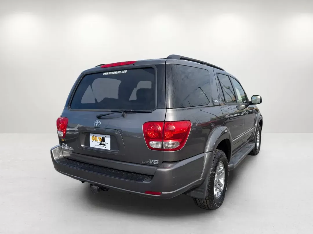 2007 Toyota Sequoia SR5 (5TDZT34AX7S) with an Gas V8 4.7L/285 engine, 5-Speed Automatic w/OD transmission, located at 804 22nd Ave, Phenix City, AL, 36870, (334) 297-1860, 32.484749, -85.024475 - 2007 Toyota Sequoia SR5 - Photo#4