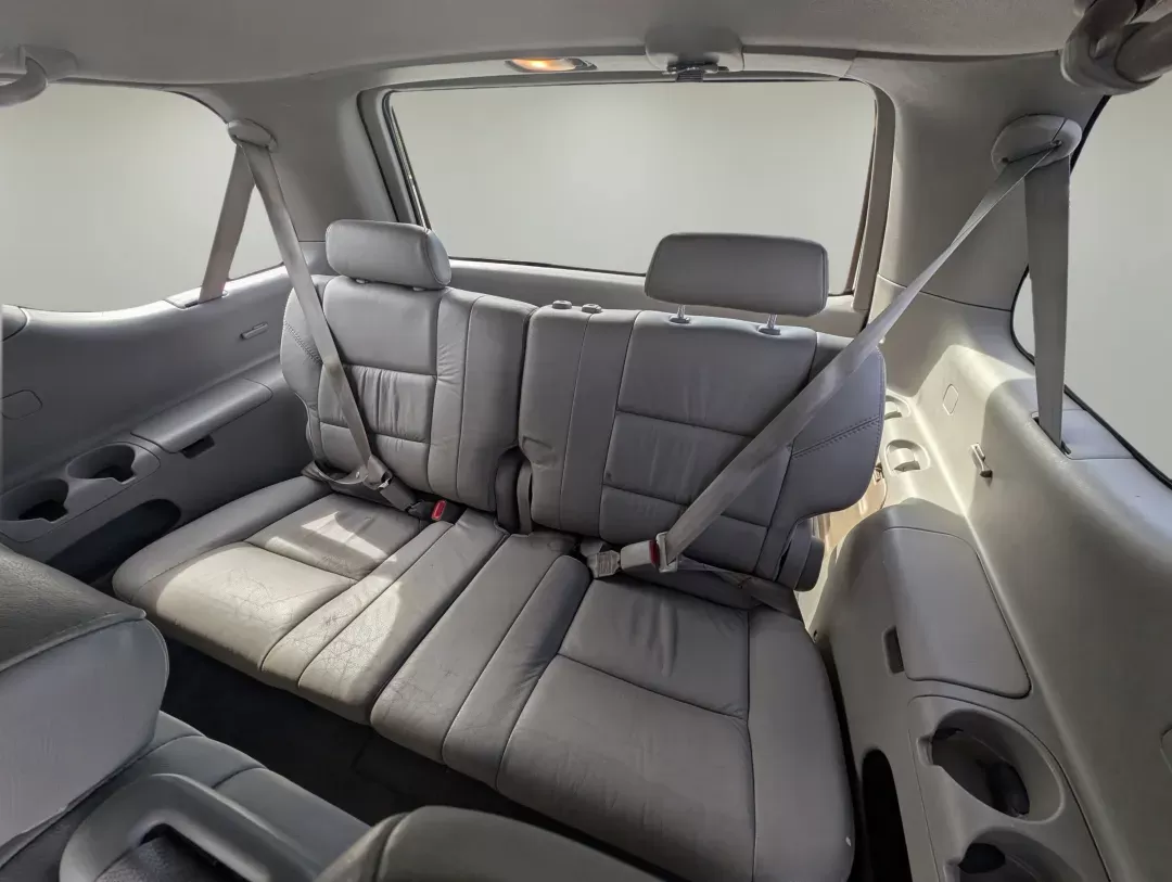 2007 Toyota Sequoia SR5 (5TDZT34AX7S) with an Gas V8 4.7L/285 engine, 5-Speed Automatic w/OD transmission, located at 804 22nd Ave, Phenix City, AL, 36870, (334) 297-1860, 32.484749, -85.024475 - 2007 Toyota Sequoia SR5 - Photo#11