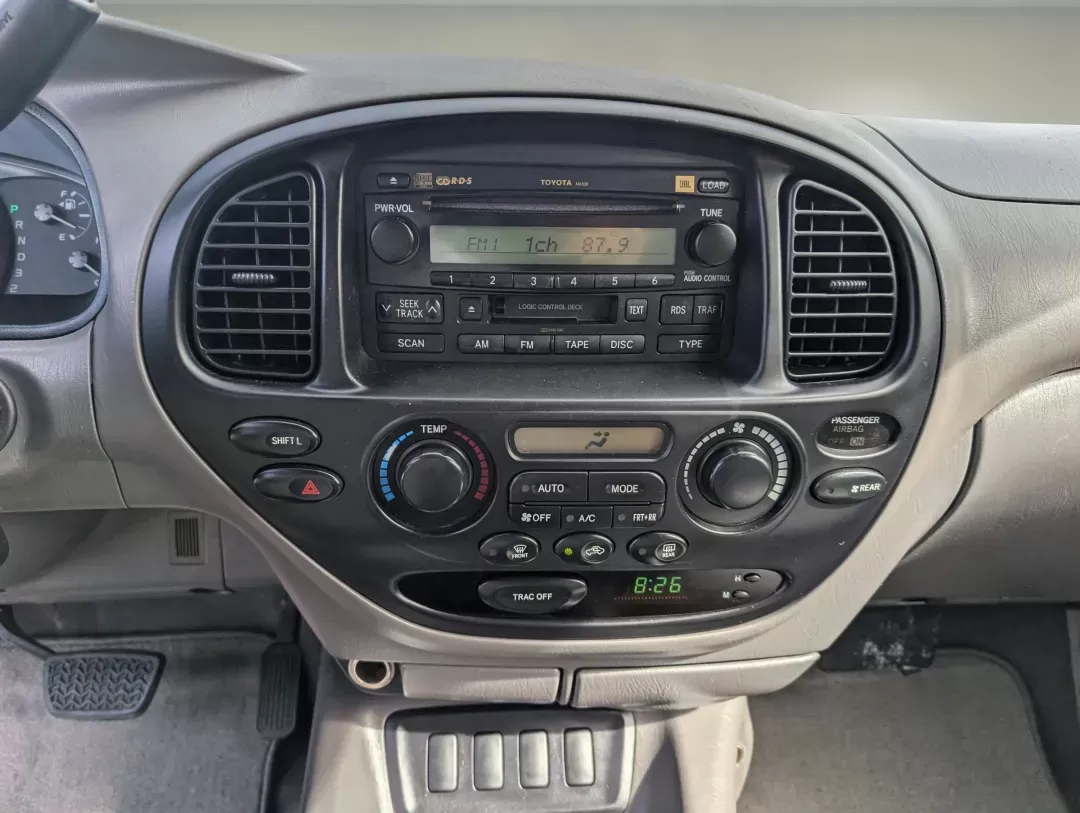 2007 Toyota Sequoia SR5 (5TDZT34AX7S) with an Gas V8 4.7L/285 engine, 5-Speed Automatic w/OD transmission, located at 804 22nd Ave, Phenix City, AL, 36870, (334) 297-1860, 32.484749, -85.024475 - 2007 Toyota Sequoia SR5 - Photo#14