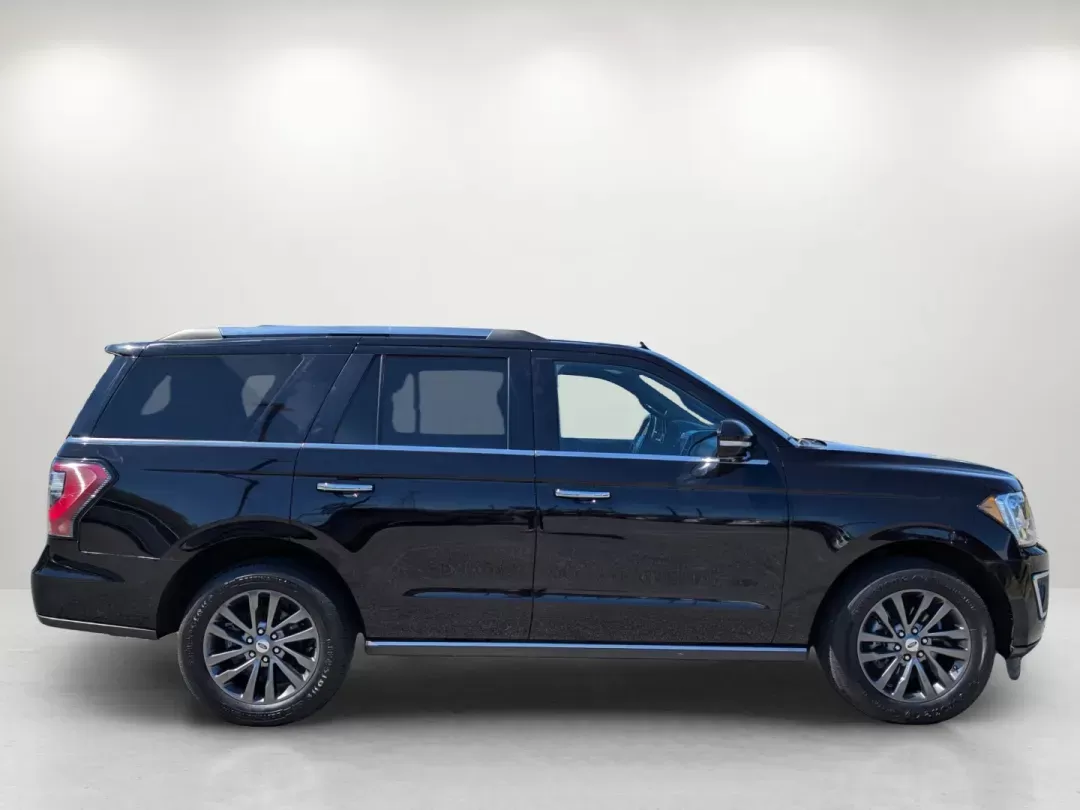 2021 Ford Expedition Limited (1FMJU1KT3ME) with an Twin Turbo Premium Unleaded V-6 3.5 L/213 engine, 10-Speed Automatic w/OD transmission, located at 521 Old Farm Lane Rd, Prattville, AL, 36066, (334) 325-1505, 32.482460, -86.416367 - 2021 Ford Expedition Limited - Photo#3