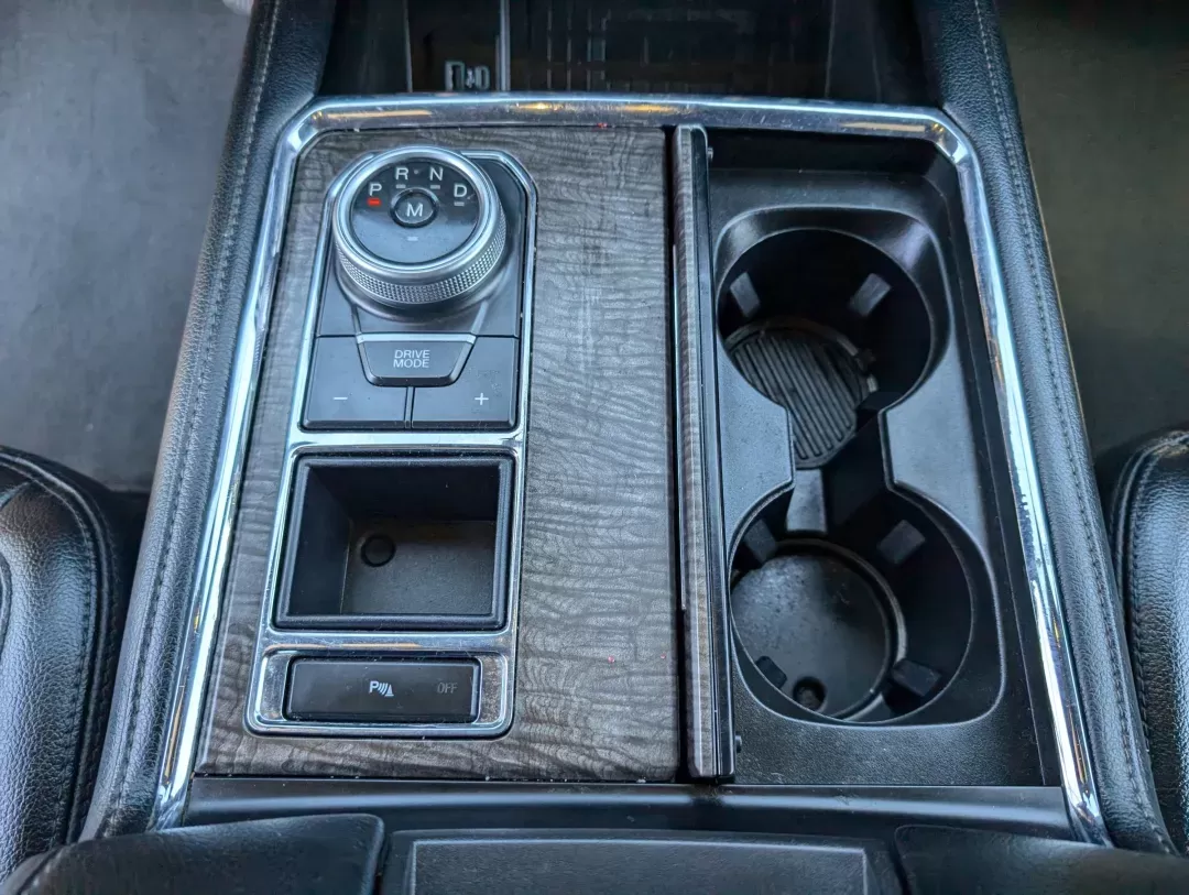 2021 Ford Expedition Limited (1FMJU1KT3ME) with an Twin Turbo Premium Unleaded V-6 3.5 L/213 engine, 10-Speed Automatic w/OD transmission, located at 521 Old Farm Lane Rd, Prattville, AL, 36066, (334) 325-1505, 32.482460, -86.416367 - 2021 Ford Expedition Limited - Photo#12