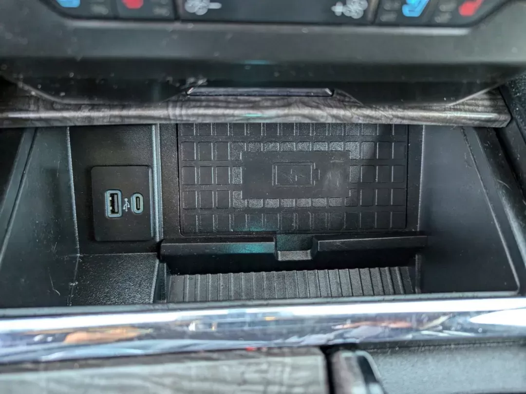 2021 Ford Expedition Limited (1FMJU1KT3ME) with an Twin Turbo Premium Unleaded V-6 3.5 L/213 engine, 10-Speed Automatic w/OD transmission, located at 521 Old Farm Lane Rd, Prattville, AL, 36066, (334) 325-1505, 32.482460, -86.416367 - 2021 Ford Expedition Limited - Photo#14