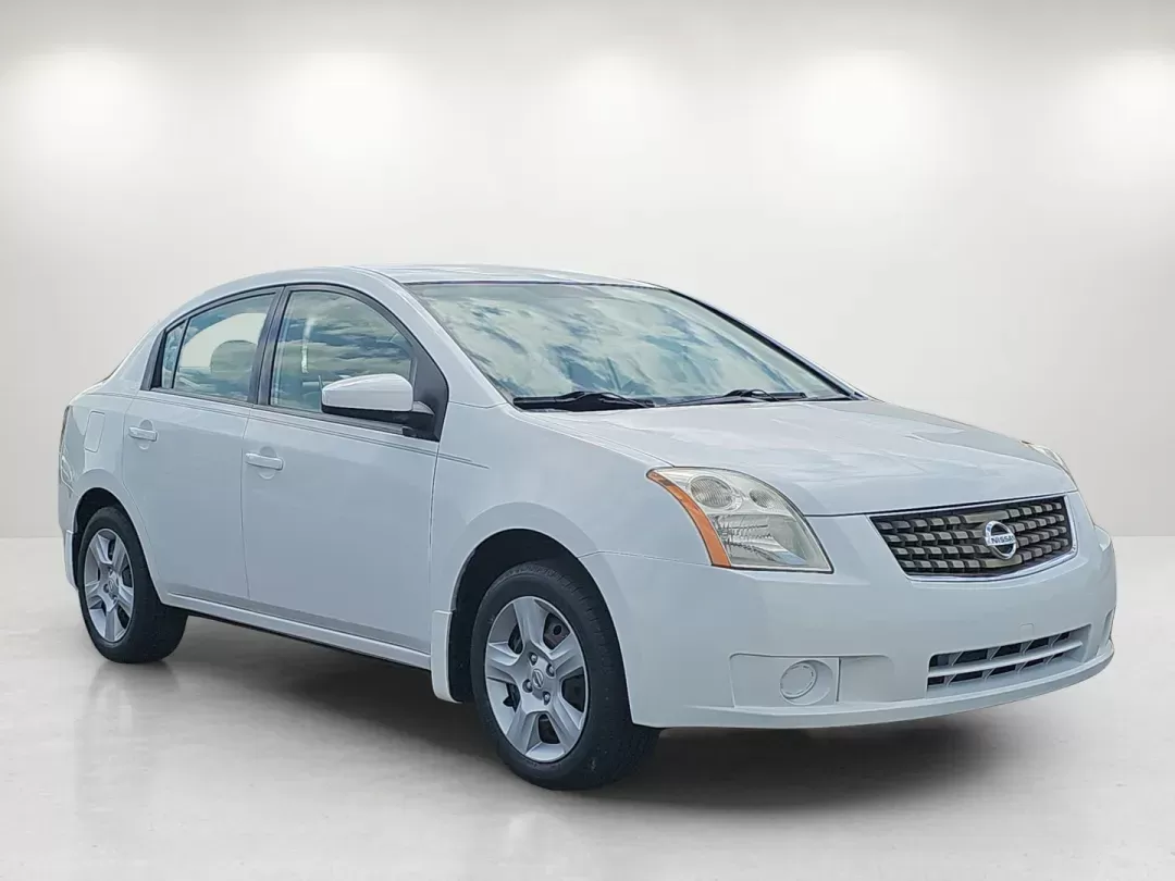 2007 Nissan Sentra 2.0 S (3N1AB61E17L) with an Gas I4 2.0L/153 engine, 1-Speed CVT transmission, located at 804 22nd Ave, Phenix City, AL, 36870, (334) 297-1860, 32.484749, -85.024475 - 2007 Nissan Sentra 2.0 S - Photo#2