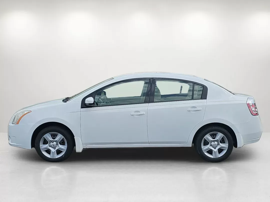 2007 Nissan Sentra 2.0 S (3N1AB61E17L) with an Gas I4 2.0L/153 engine, 1-Speed CVT transmission, located at 804 22nd Ave, Phenix City, AL, 36870, (334) 297-1860, 32.484749, -85.024475 - 2007 Nissan Sentra 2.0 S - Photo#7