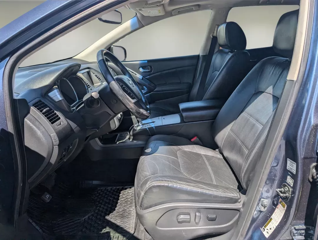 2013 /Black Nissan Murano SL (JN8AZ1MW5DW) with an Gas V6 3.5L/ engine, 1-Speed Continuously Variable Ratio transmission, located at 521 Old Farm Lane Rd, Prattville, AL, 36066, (334) 325-1505, 32.482460, -86.416367 - 2013 Nissan Murano SL - Photo#9