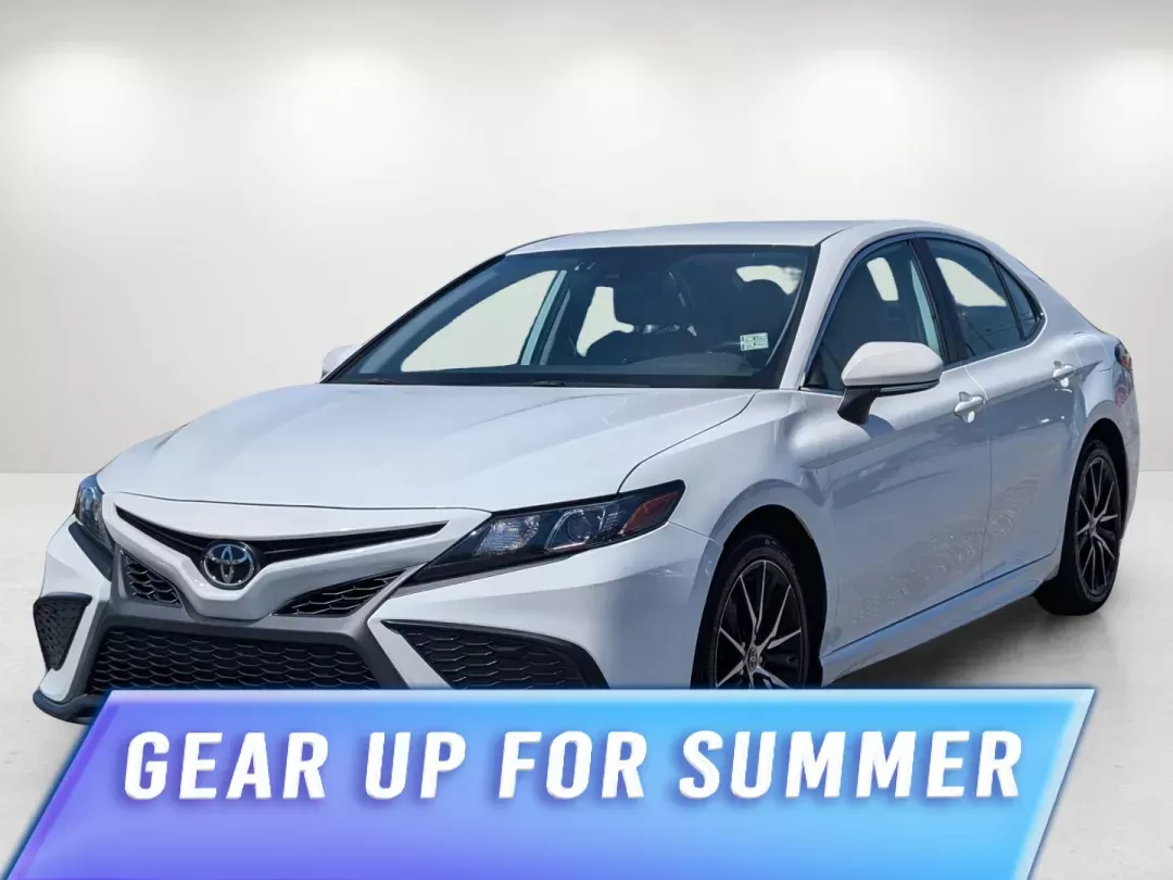 photo of 2022 Toyota Camry SE