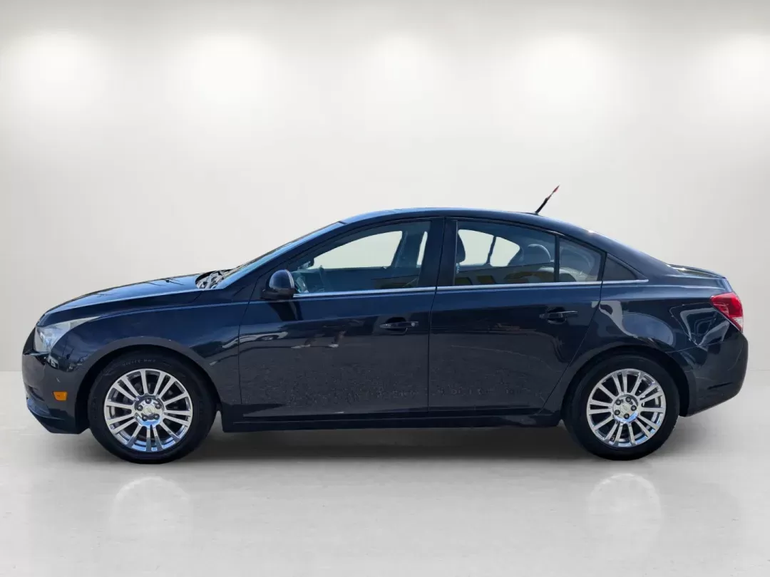 2014 /Jet Black Chevrolet Cruze ECO (1G1PH5SB8E7) with an Turbocharged Gas I4 1.4L/83 engine, 6-Speed Automatic transmission, located at 1430 Gateway Drive, Opelika, AL, 36801, (334) 239-0944, 32.637871, -85.409790 - 2014 Chevrolet Cruze ECO - Photo#8