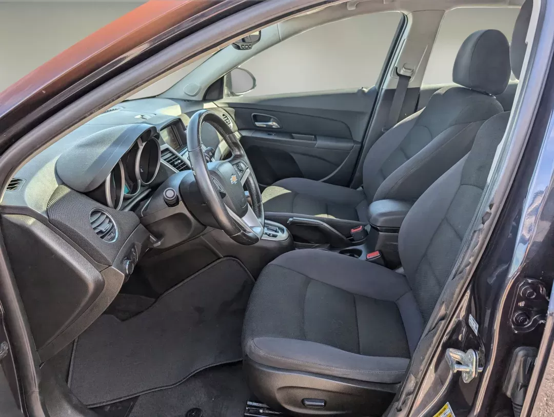 2014 /Jet Black Chevrolet Cruze ECO (1G1PH5SB8E7) with an Turbocharged Gas I4 1.4L/83 engine, 6-Speed Automatic transmission, located at 1430 Gateway Drive, Opelika, AL, 36801, (334) 239-0944, 32.637871, -85.409790 - 2014 Chevrolet Cruze ECO - Photo#10