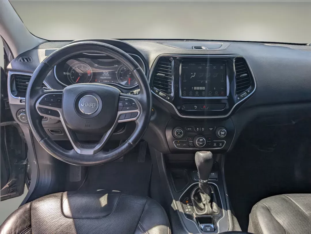 2019 /Black Jeep Cherokee Limited (1C4PJLDB2KD) with an Regular Unleaded I-4 2.4 L/144 engine, 9-Speed Automatic w/OD transmission, located at 5115 14th Ave., Columbus, GA, 31904, (706) 323-0345, 32.511494, -84.971046 - 2019 Jeep Cherokee Limited - Photo#11