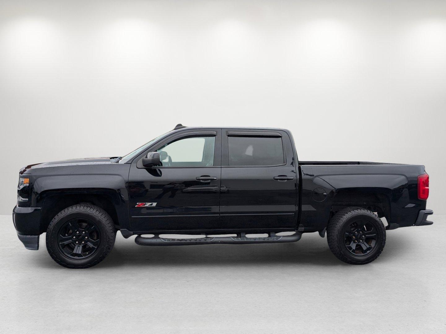 2017 /Jet Black Chevrolet Silverado 1500 LTZ (3GCUKSEC3HG) with an Gas V8 5.3L/325 engine, 8-Speed Automatic transmission, located at 5115 14th Ave., Columbus, GA, 31904, (706) 323-0345, 32.511494, -84.971046 - 2017 Chevrolet Silverado 1500 LTZ - Photo#7