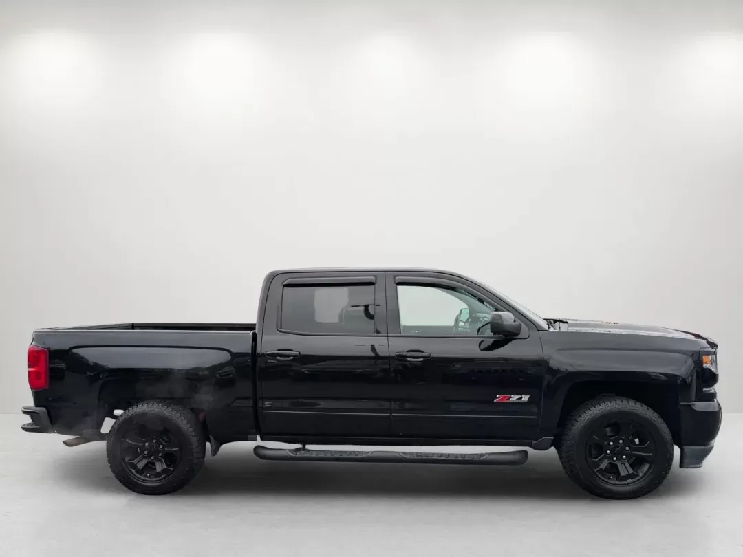 2017 /Jet Black Chevrolet Silverado 1500 LTZ (3GCUKSEC3HG) with an Gas V8 5.3L/325 engine, 8-Speed Automatic transmission, located at 7000 Northlake Connector, Columbus, GA, 31904, (706) 987-8085, 32.524975, -84.978134 - 2017 Chevrolet Silverado 1500 LTZ - Photo#3