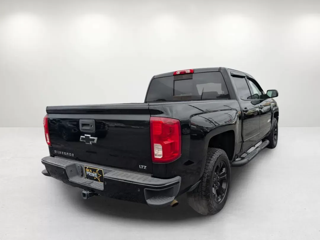 2017 /Jet Black Chevrolet Silverado 1500 LTZ (3GCUKSEC3HG) with an Gas V8 5.3L/325 engine, 8-Speed Automatic transmission, located at 7000 Northlake Connector, Columbus, GA, 31904, (706) 987-8085, 32.524975, -84.978134 - 2017 Chevrolet Silverado 1500 LTZ - Photo#4