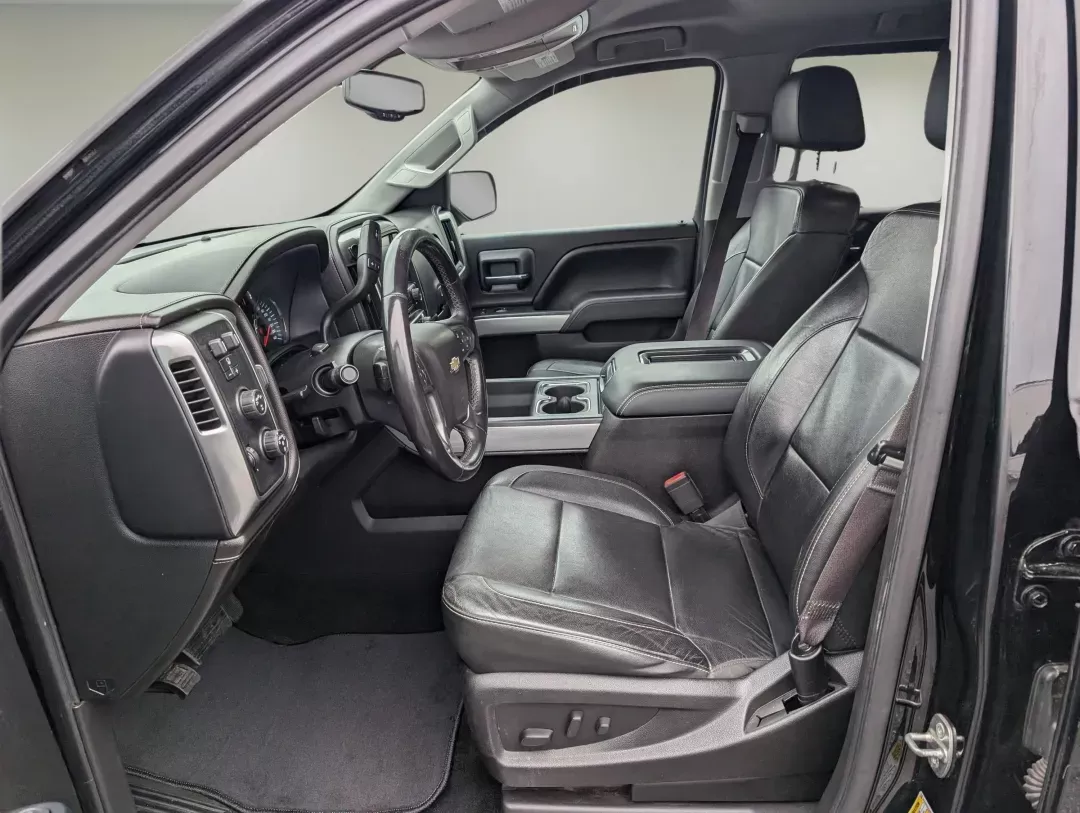 2017 /Jet Black Chevrolet Silverado 1500 LTZ (3GCUKSEC3HG) with an Gas V8 5.3L/325 engine, 8-Speed Automatic transmission, located at 7000 Northlake Connector, Columbus, GA, 31904, (706) 987-8085, 32.524975, -84.978134 - 2017 Chevrolet Silverado 1500 LTZ - Photo#9