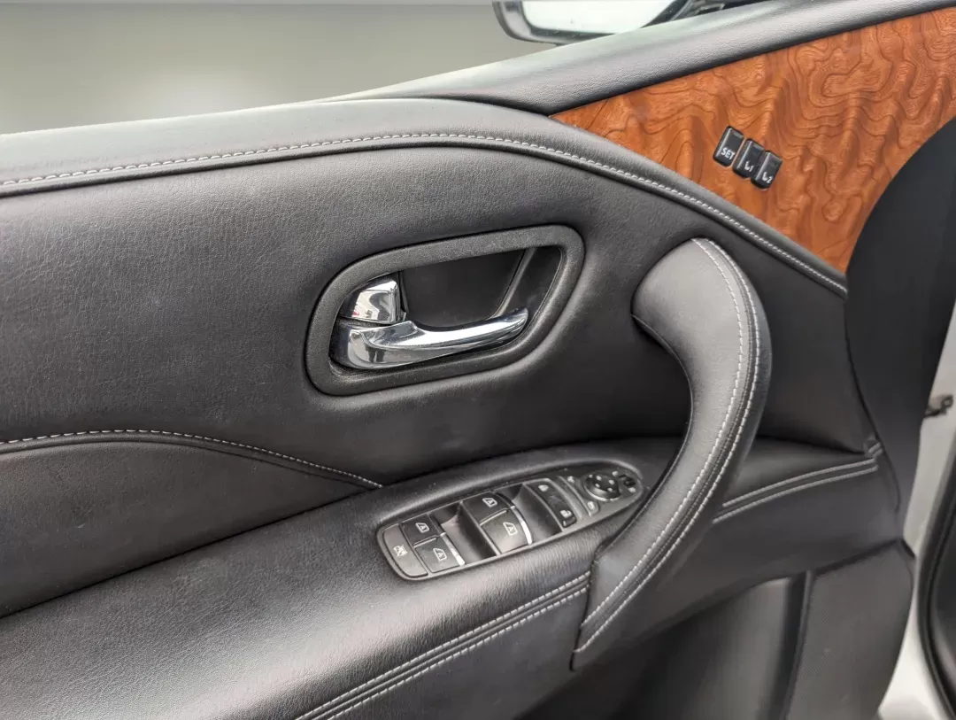 2019 /Graphite Infiniti QX80 LUXE (JN8AZ2NE9K9) with an Premium Unleaded V-8 5.6 L/339 engine, 7-Speed Automatic w/OD transmission, located at 3959 U.S. 80 W, Phenix City, AL, 36870, (334) 297-4885, 32.469296, -85.135185 - 2019 Infiniti QX80 LUXE - Photo#9