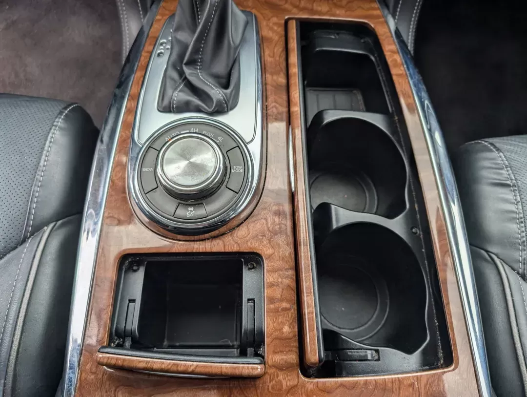 2019 /Graphite Infiniti QX80 LUXE (JN8AZ2NE9K9) with an Premium Unleaded V-8 5.6 L/339 engine, 7-Speed Automatic w/OD transmission, located at 3959 U.S. 80 W, Phenix City, AL, 36870, (334) 297-4885, 32.469296, -85.135185 - 2019 Infiniti QX80 LUXE - Photo#14