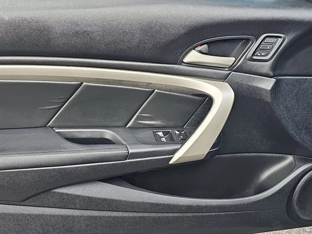 2011 /Black Honda Accord Cpe EX-L (1HGCS2B86BA) with an Other engine, located at 3959 U.S. 80 W, Phenix City, AL, 36870, (334) 297-4885, 32.469296, -85.135185 - 2011 Honda Accord Cpe EX-L - Photo#8