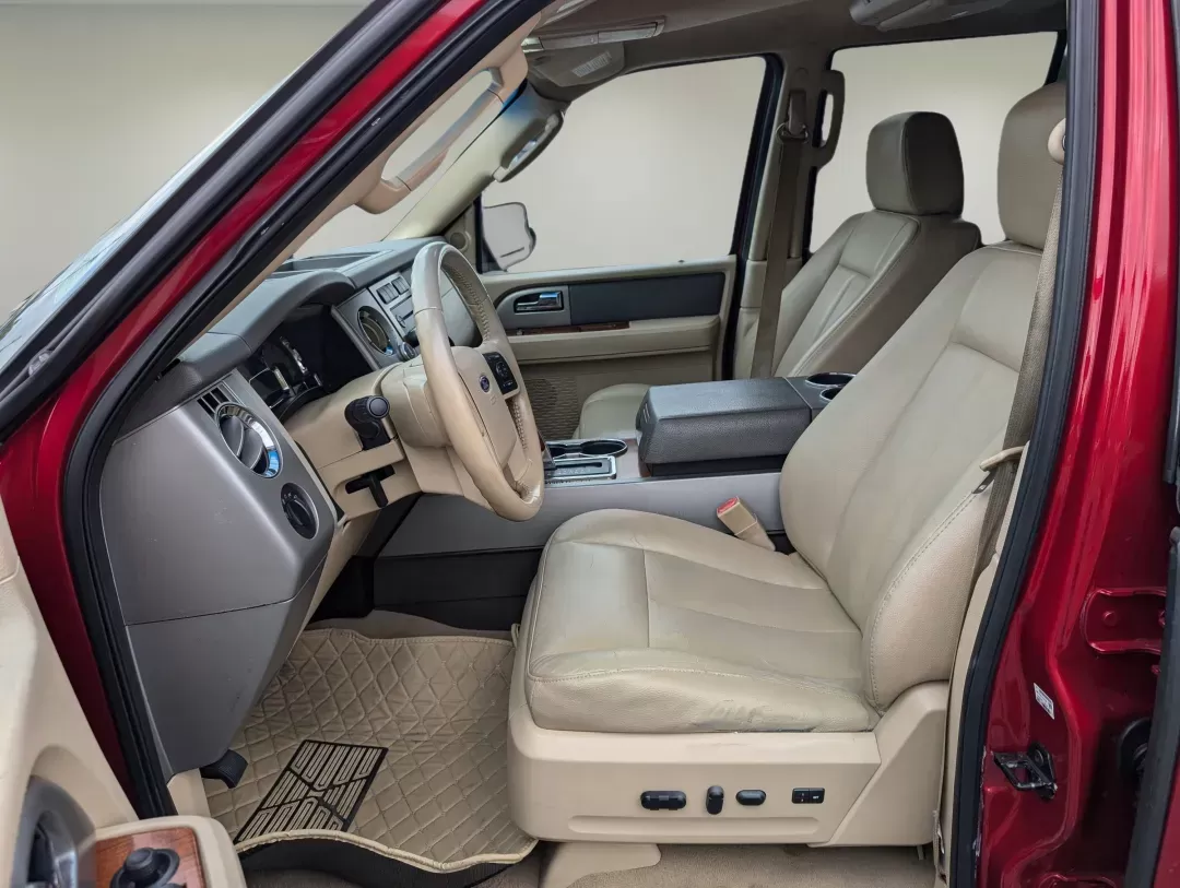 2008 Ford Expedition King Ranch (1FMFU17538L) with an Gas V8 5.4L/330 engine, 6-Speed Automatic w/OD transmission, located at 5115 14th Ave., Columbus, GA, 31904, (706) 323-0345, 32.511494, -84.971046 - 2008 Ford Expedition King Ranch - Photo#10
