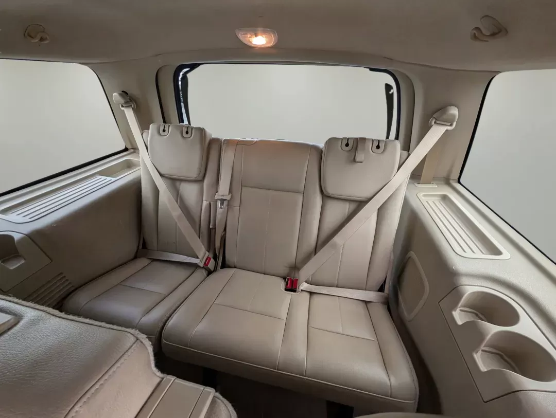 2008 Ford Expedition King Ranch (1FMFU17538L) with an Gas V8 5.4L/330 engine, 6-Speed Automatic w/OD transmission, located at 5115 14th Ave., Columbus, GA, 31904, (706) 323-0345, 32.511494, -84.971046 - 2008 Ford Expedition King Ranch - Photo#12