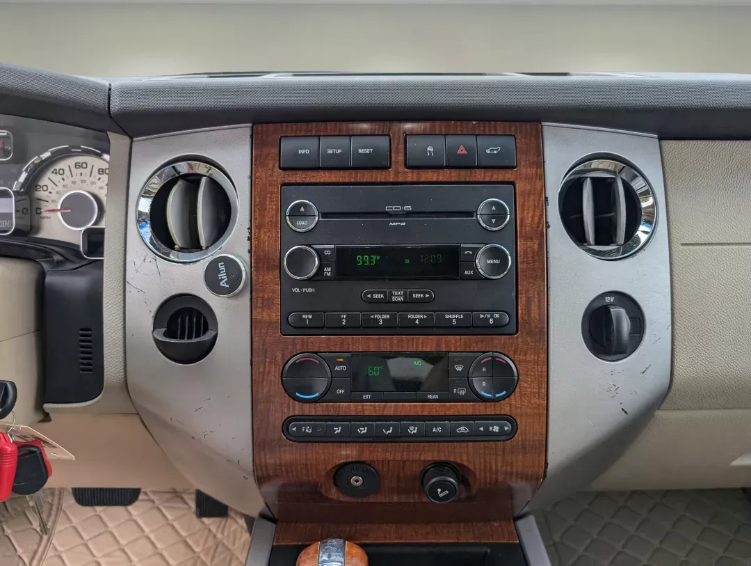 2008 Ford Expedition King Ranch (1FMFU17538L) with an Gas V8 5.4L/330 engine, 6-Speed Automatic w/OD transmission, located at 5115 14th Ave., Columbus, GA, 31904, (706) 323-0345, 32.511494, -84.971046 - 2008 Ford Expedition King Ranch - Photo#15