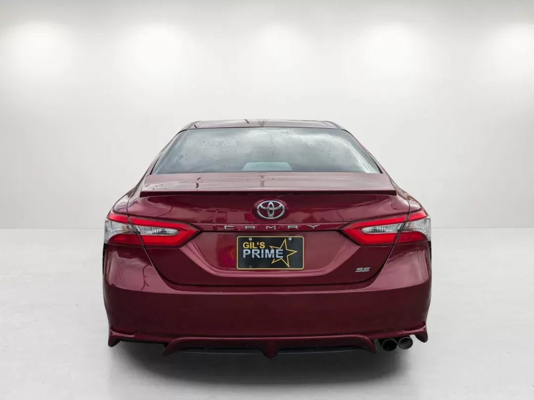2018 Toyota Camry SE (4T1B11HK5JU) with an Regular Unleaded I-4 2.5 L/152 engine, 8-Speed Automatic w/OD transmission, located at 1430 Gateway Drive, Opelika, AL, 36801, (334) 239-0944, 32.637871, -85.409790 - 2018 Toyota Camry SE - Photo#6