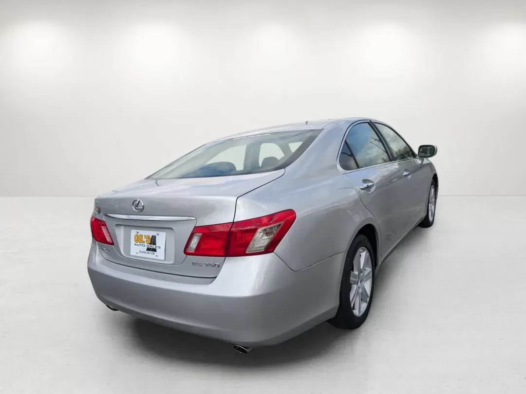 2008 Lexus ES 350 (JTHBJ46G582) with an Gas V6 3.5L/210 engine, 6-Speed Automatic transmission, located at 7000 Northlake Connector, Columbus, GA, 31904, (706) 987-8085, 32.524975, -84.978134 - 2008 Lexus ES 350 - Photo#4
