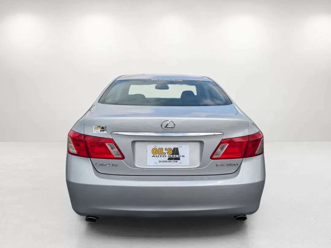 2008 Lexus ES 350 (JTHBJ46G582) with an Gas V6 3.5L/210 engine, 6-Speed Automatic transmission, located at 7000 Northlake Connector, Columbus, GA, 31904, (706) 987-8085, 32.524975, -84.978134 - 2008 Lexus ES 350 - Photo#5