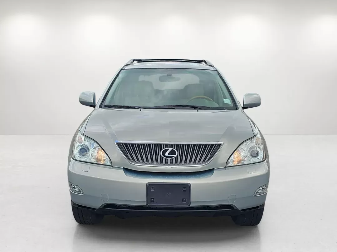 2004 /Ivory Lexus RX 330 (2T2HA31U14C) with an Gas V6 3.3L/202 engine, 5-Speed Automatic w/OD transmission, located at 7000 Northlake Connector, Columbus, GA, 31904, (706) 987-8085, 32.524975, -84.978134 - 2004 Lexus RX 330 - Photo#1