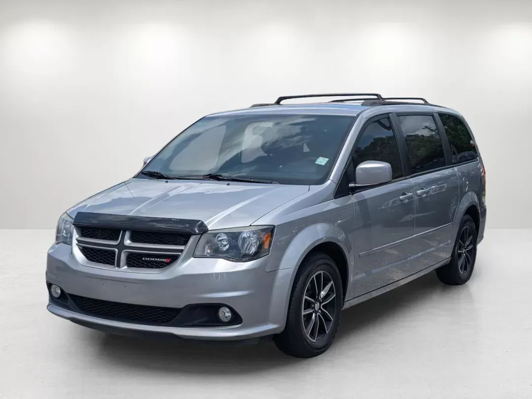 2017 /Black Dodge Grand Caravan GT (2C4RDGEG0HR) with an Regular Unleaded V-6 3.6 L/220 engine, 6-Speed Multi-Speed Automatic w/OD transmission, located at 3959 U.S. 80 W, Phenix City, AL, 36870, (334) 297-4885, 32.469296, -85.135185 - 2017 Dodge Grand Caravan GT - Photo#1