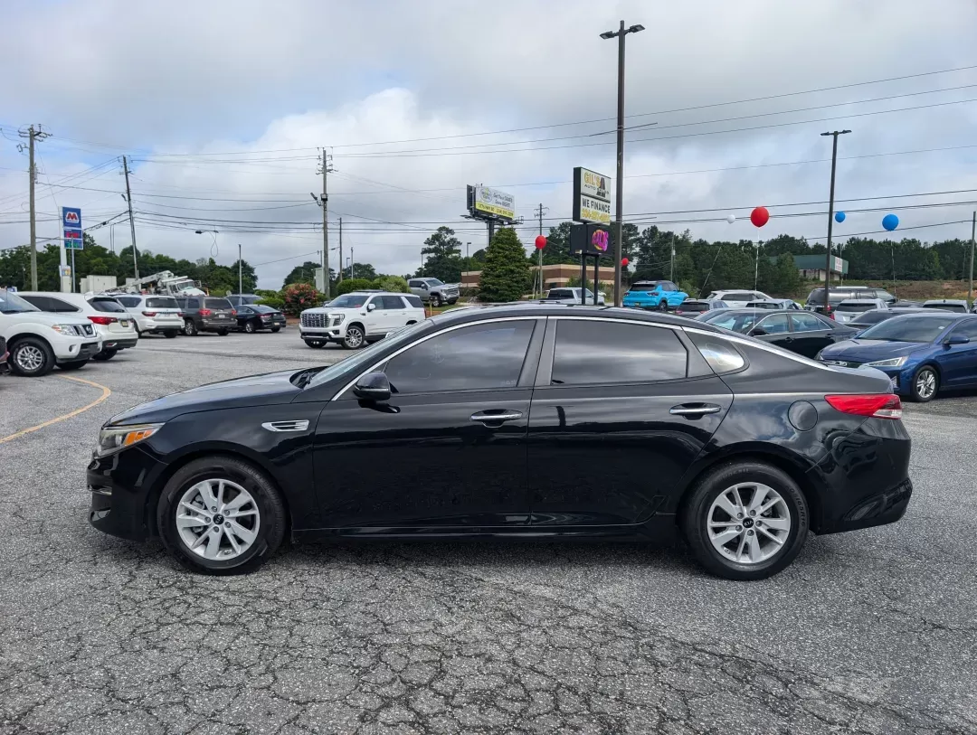 2017 /Beige Kia Optima LX (5XXGT4L3XHG) with an Regular Unleaded I-4 2.4 L/144 engine, 6-Speed Automatic w/OD transmission, located at 3959 U.S. 80 W, Phenix City, AL, 36870, (334) 297-4885, 32.469296, -85.135185 - 2017 Kia Optima LX - Photo#7
