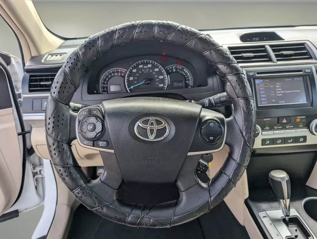 2013 Toyota Camry LE (4T1BF1FK5DU) with an Gas I4 2.5L/152 engine, 6-Speed Automatic w/Manual Shift transmission, located at 1430 Gateway Drive, Opelika, AL, 36801, (334) 239-0944, 32.637871, -85.409790 - 2013 Toyota Camry LE - Photo#15