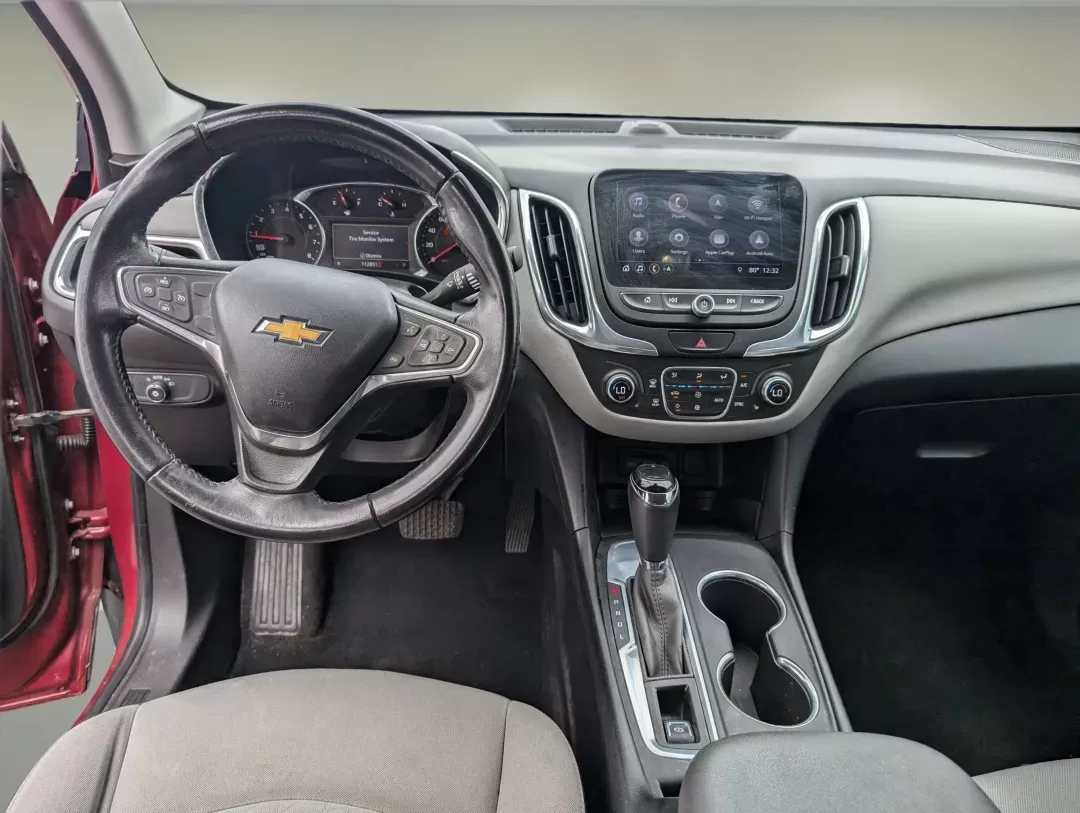 2019 /Medium Ash Gray Chevrolet Equinox LT (2GNAXKEV1K6) with an Turbocharged Gas I4 1.5L/92 engine, 6-Speed Automatic transmission, located at 521 Old Farm Lane Rd, Prattville, AL, 36066, (334) 325-1505, 32.482460, -86.416367 - 2019 Chevrolet Equinox LT - Photo#11