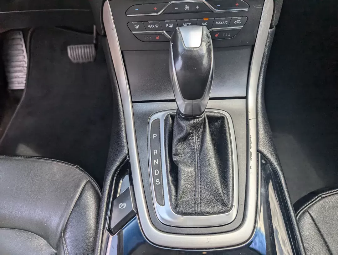 2018 Ford Edge SEL (2FMPK3J93JB) with an Intercooled Turbo Premium Unleaded I-4 2.0 L/122 engine, 6-Speed Automatic w/OD transmission, located at 5115 14th Ave., Columbus, GA, 31904, (706) 323-0345, 32.511494, -84.971046 - 2018 Ford Edge SEL - Photo#29