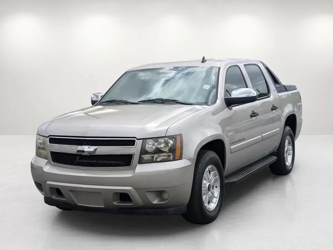 photo of 2008 Chevrolet Avalanche LS